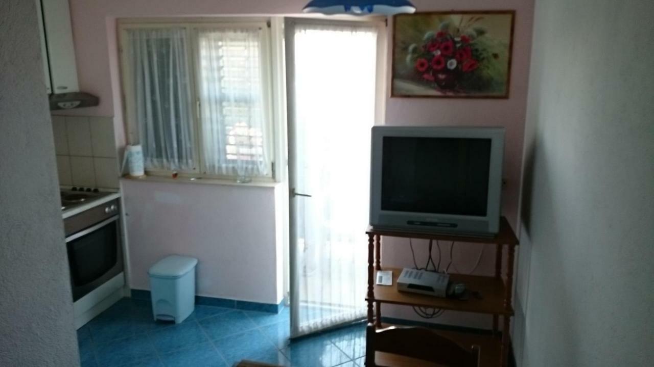 Готель Apartman Palme Шибеник Екстер'єр фото
